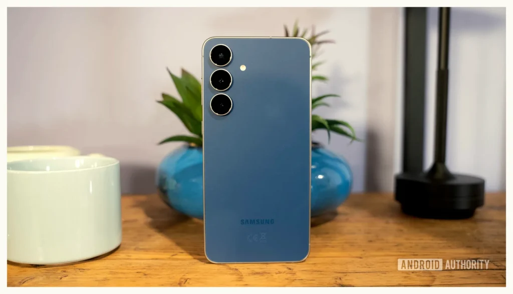 Fin a Paros: Galaxy S25 FE para Smartphones Empresariales Aguascalientes